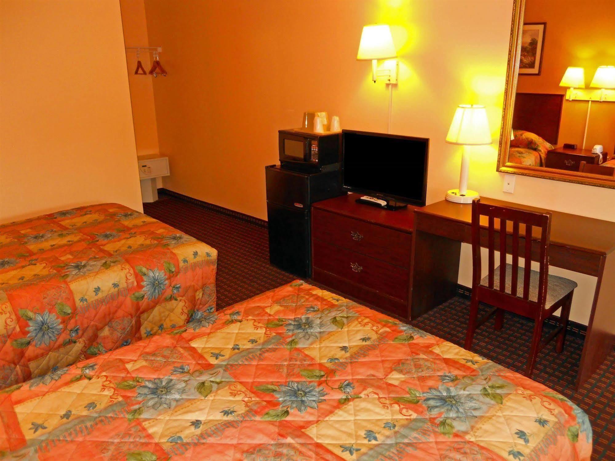 Red Roof Inn Valdosta - University Dış mekan fotoğraf